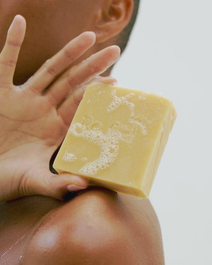 Le Curcuma : L'Or Doré de Votre Routine Beauté